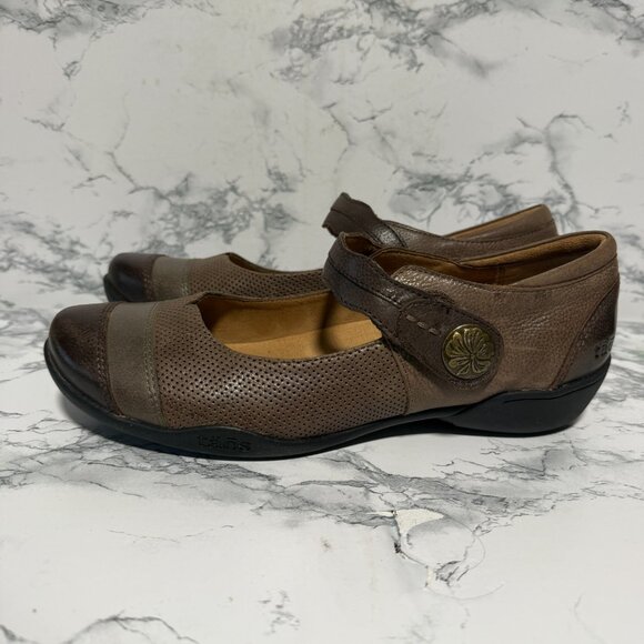 Taos Women 8.5 Bravo Mary Jane Flats Brown Leather Comfort Closed Toe Shoe - Picture 3 of 7